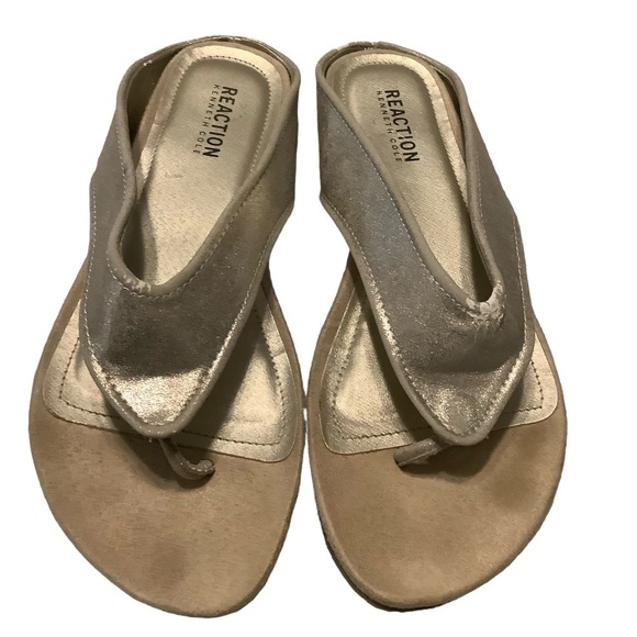 Reaction Kenneth Cole Water Park Gold Thong Flip Flop Sandal 7.5 - Picture 1 of 6